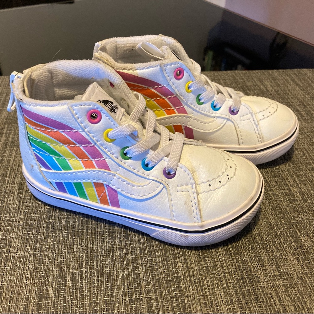 Pride Vans 7c